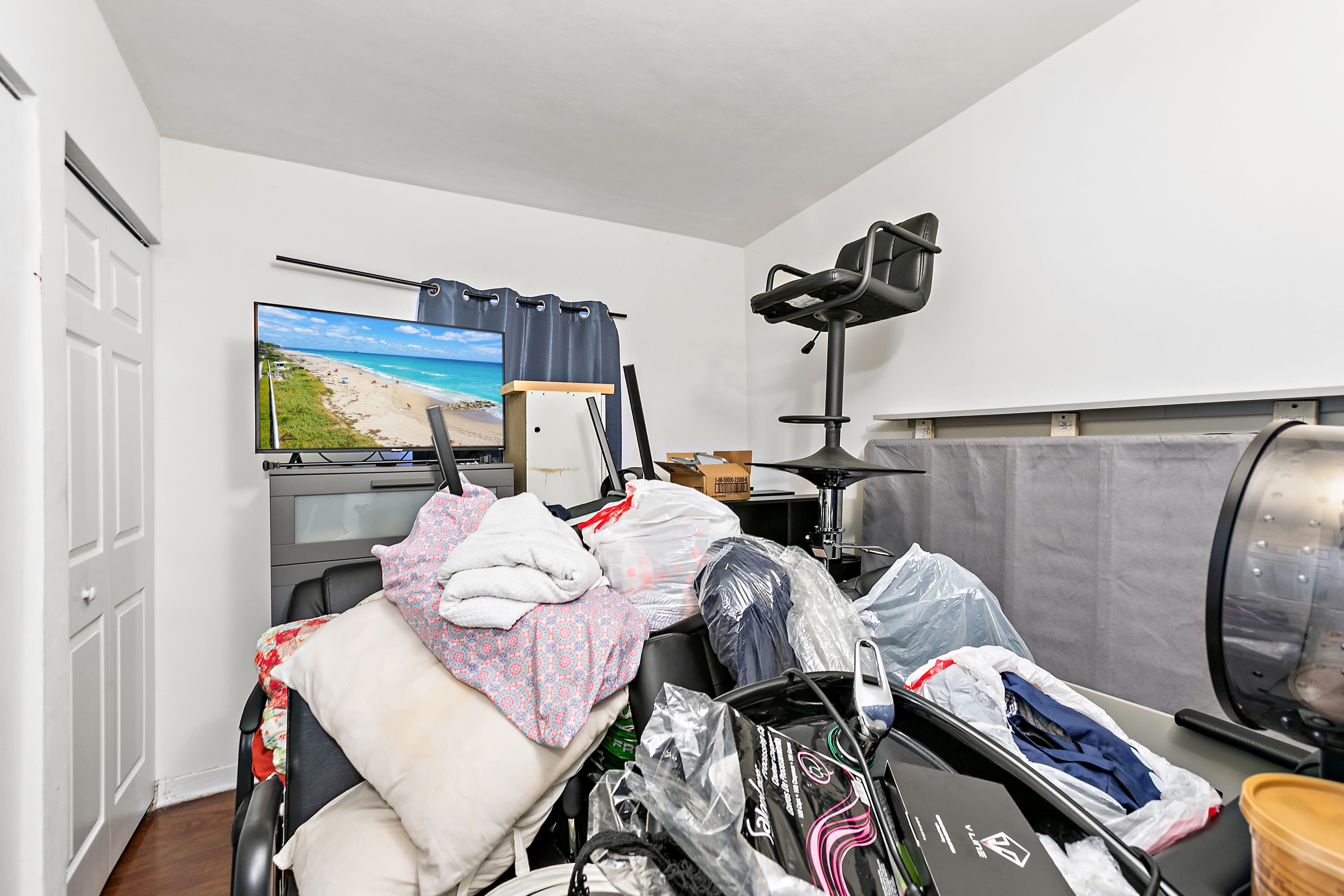 Item Removal & Virtual Cleaning - Before